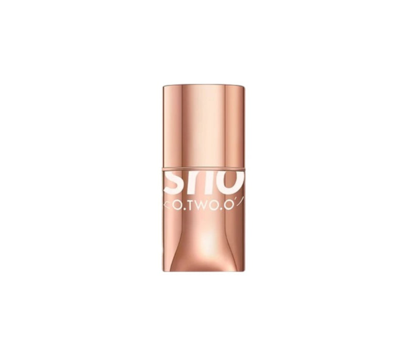 Creamy eye, cheek and lip color. 3 in 1