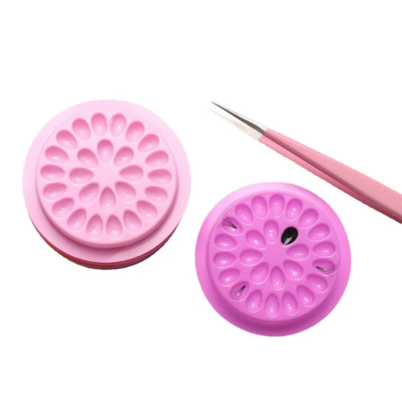 Eyelash glue holder