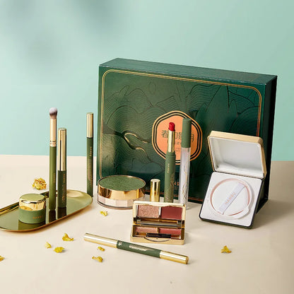 Ensemble complet de cosmétiques